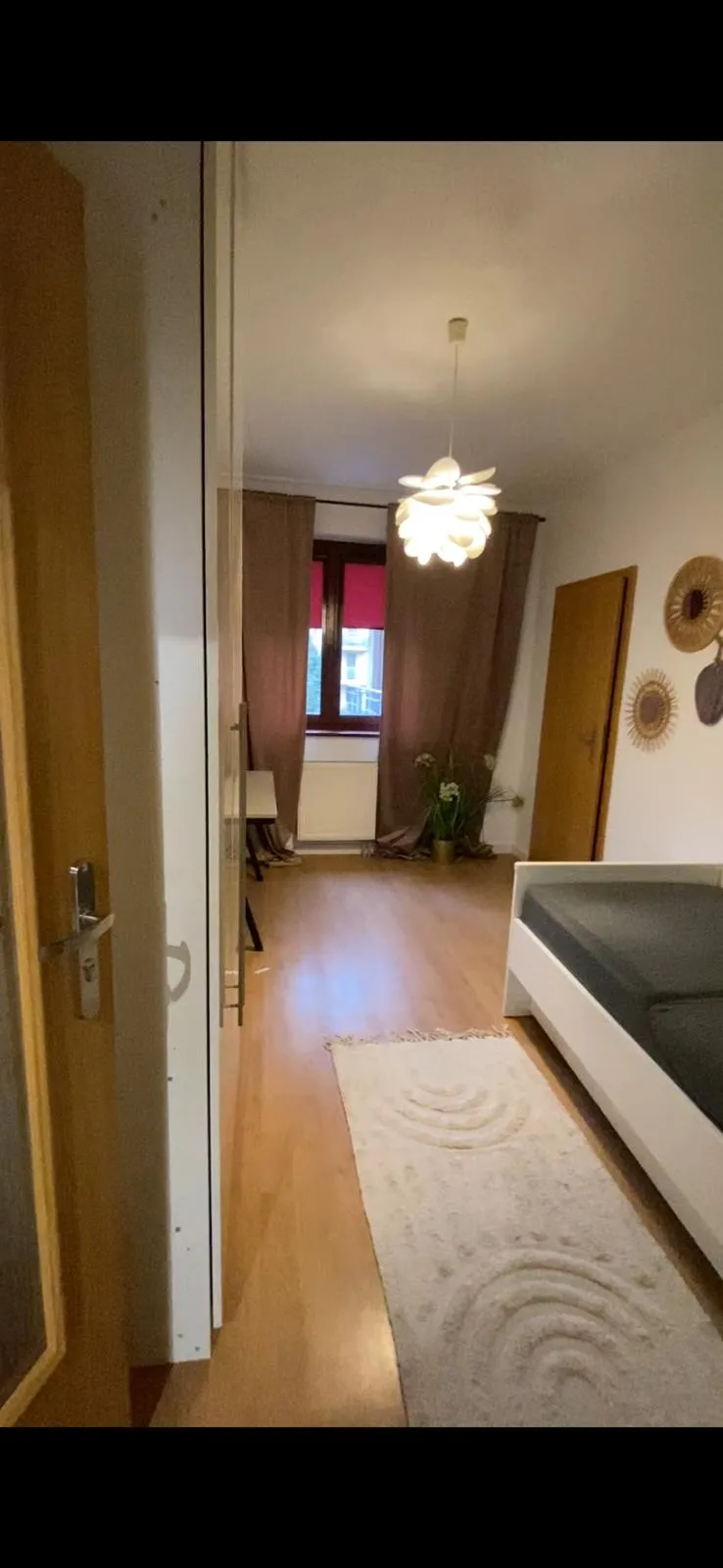 Bobrzyńskiego 45 – stan przed renowacją, ujęcie 2